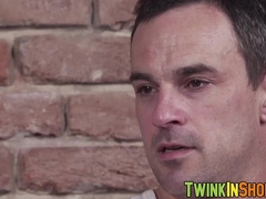 Hunky dude grabs hold of twink and bareback massage