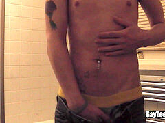 Teen-boys, british-boys, boys-suck