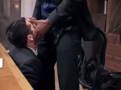 Andre Donavan fucks Ty Mitchell bare at the office