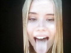 CUM TRIBUTE LEXEE SMITH