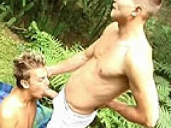 Outdoor loving with horny David Mis and Honzek