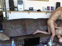 1.Butch und Boblan Wohnzimmer (5)a.MP4