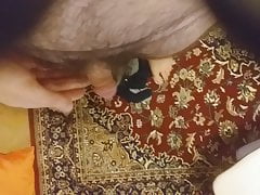 Im masturbating my dick and cumming, drkam i svrsavam