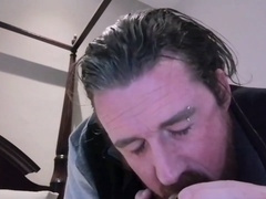 I want that tight fuck-hole