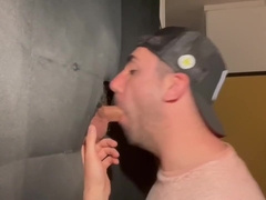 35 Ans. Je Lui Taille Une Bonne Pipe Et Avale Step son Jus