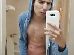 skinny guy jacking of