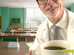 Daddy Richard Lennox does weird science experiments while farting