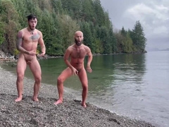 Will Blunderfield stokes Mr. Dex Parker’s Knob on the beach