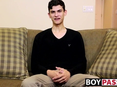 Twink is impossible to stop from jerking off after interview