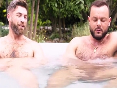 What Happens In The Hot Tub, Stays In The Hot Tub 6 Min With Only Matt, Sir Peter And Gay Porn