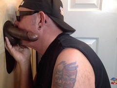 Ebony Man Gives Me His Dick To Suck