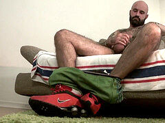 hairy otter wanking