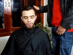 IrmГЈos Dotados - Peguei o cabeleireiro dotado