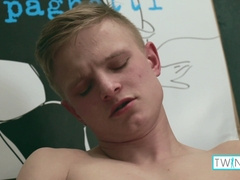 adorable Twink Jacob Rubs His Tight crevasse While masturbating Off!