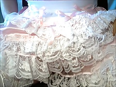 Pink maid wank