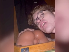 Kinky twink Niko Springs enjoys rimming a thick booty in a hot anal play session