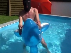 Orca ficken im Pool