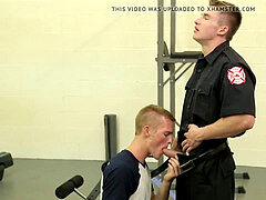 twunk homos boning in the gym