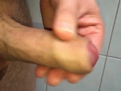 Playing with my small cock on 01.04.20167777