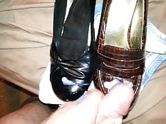 Cumming on her shoes and panties