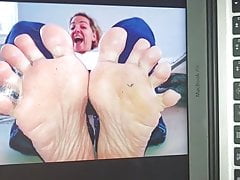 Tribute to lovely Feet