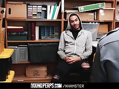 YoungPerps - Dominant security guard banged a straight thief