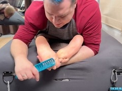 Blonde muscle bear Matt tantalizes every part of Captain sole's body