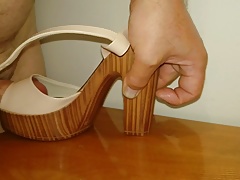 Daugh's beige sandals toe fucked and cummed