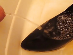 Pissing Sexy Heels fm jackandcoke1947 p4