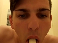 MOV 0002