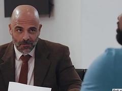 Massive Black Cock Fills The Real Estate Agent's Manhole