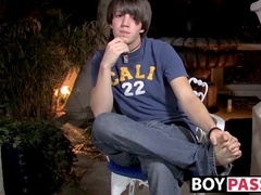 Young twinks, big gay, outdoor cum