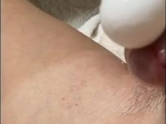 【First person view】　Masturbation with electrical rubdown machine and lotion
