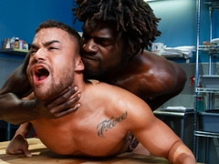 Beaux Banks & Devin Trez have steamy interracial sex
