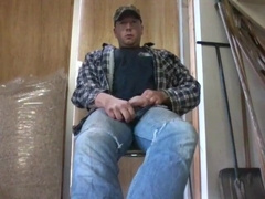 Str8 bear daddy stroke at work