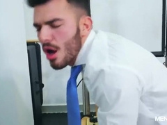 Level Test – Gustavo Cruz & Pol Prince