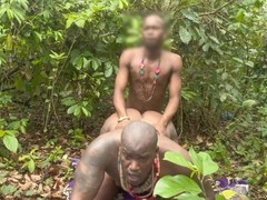 Amateur bareback action with twinks and their gay friend