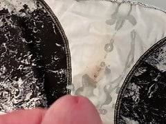Cum on wifes dirty panties