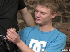 Hunk mans up and enjoys a wild ride from behind