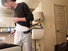 my chaturbate webcam show from 10-30-2024 dilldough405 jerks off his boy cock and cums!