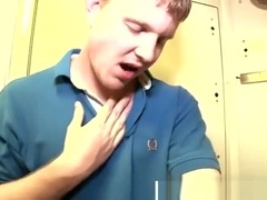 Gay sucks strangers cock at the train