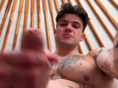 Got home so messy and guess who's going to tidy me up (16 mins)