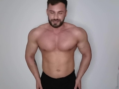 Pornfans-brandonmuscle
