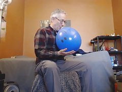 Hot Balloon Neck Fun Pop and Cum - 5-21 - Balloonbanger