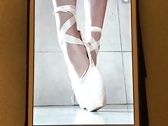Jerk to pic-Chinese girl who is wearing ballet pointe shoes