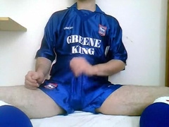 Jerking Off in footie kit (soccer uniform)