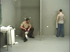 Cop gets a blowjob before arresting the cocksucker