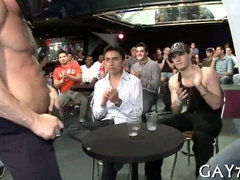 Helping of a Stripper with a Huge Cock: A Gays' Guide to Big Cocks