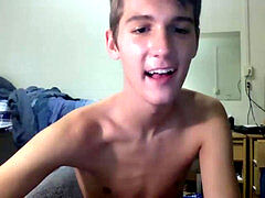 hetero dangled twink plays with pop-shot