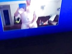 Stocky guy jerking at home